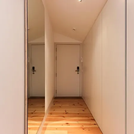 Apartment Combro By Homing