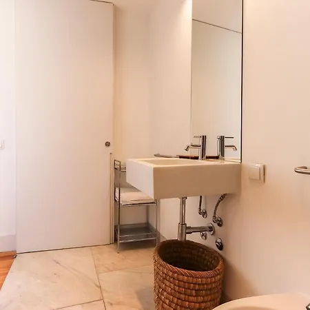 Combro By Homing * Lisbon