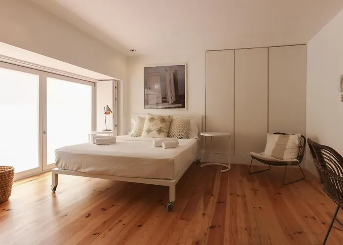 Combro By Homing Lisboa