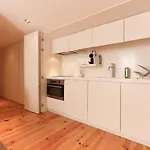 Combro By Homing