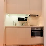 아파트 Combro By Homing